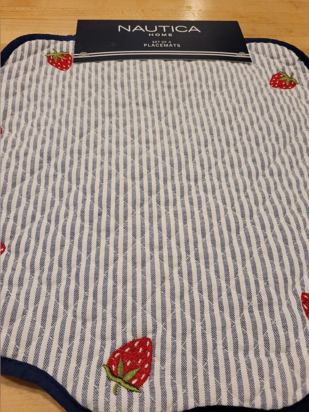 Nautica Seersucker Strawberry Placemat in Blue, White & Red